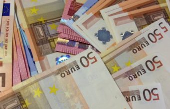 Tikimasi vyriausybės konkretumo dėl skolų