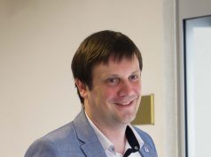 T. Tomilinas siūlo riboti suminę darbo laiko apskaitą: daliai darbuotojų dėl to nemokami viršvalandžiai