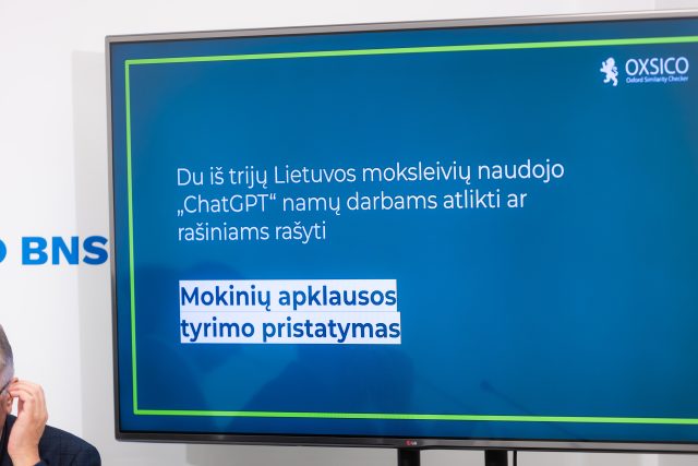 Konferencija, kurios metu buvo pristatyti issamus tyrimo rezultatai del mokiniu naudojimosi generatyvinio dirbtinio intelekto irankiais