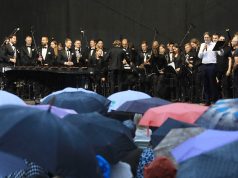 Pasaulinio lygio perkusijos virtuozų pasirodymai ir staigmenos žiūrovams