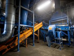 Vilniaus atliekų rūšiavimo gamykloje atidaryta nauja stiklo atrinkimo linija: išsaugos 13 tūkst. tonų per metus