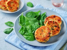 3 taupios ir skanios idėjos, kur panaudoti lašišos likučius