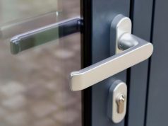 Ugniai atsparios durys – protingas pasirinkimas saugesniam pastatui