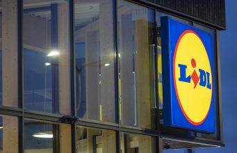 „Lidl“ apsipirkti verta: skelbia „Lidl Plus“ kalėdinį žaidimą ir kviečia laimėti automobilį