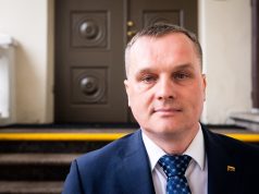 Demokratai patvirtino 13 kandidatų į merus, naują partijos vadovybę