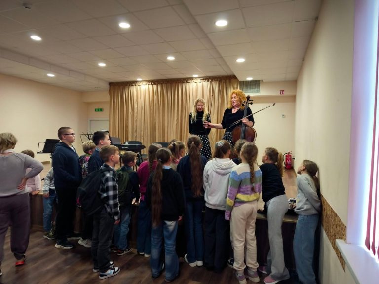 Taujėnuose muziką žaidėme kartu!