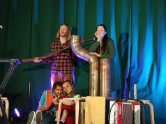 Vepriuose – poetinis stand-up „Apie vamzdį ir mus“