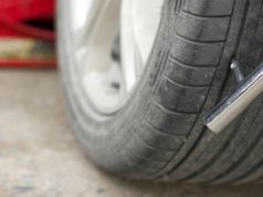 Ar verta remontuoti pradurtą padangą?