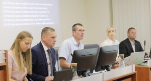 Posėdžiavo Ukmergės rajono savivaldybės taryba
