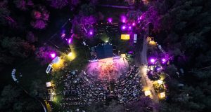 „Purpurinis vakaras“ skelbia datą: septynioliktasis festivalis Anykščius pripildys kultūros