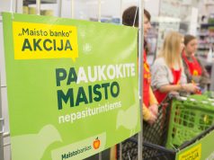 „Maisto banko“ akcija: daugėja būtiniausių produktų įsigyti negalinčių žmonių, organizacijoms pritrūksta maisto