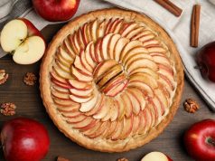 Pyragų dienai – obuolių pyragas be sviesto, be vargo ir be didelių išlaidų