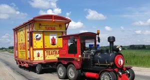 Panevėžio lėlių vežimo teatras tęsia 39-ąsias vasaros gastroles po Lietuvą!