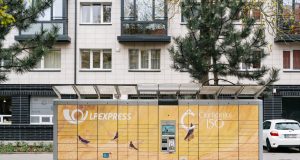 Per LP EXPRESS paštomatus – iš Lietuvos į pasaulį: siuntas galima siųsti net į 237 kryptis