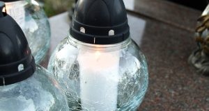 Vėlinių laikotarpis: aplinkosaugininkai pataria, kaip pagerbti artimuosius tausojant aplinką