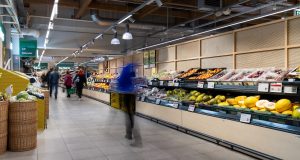 Pasirodžius chuliganiškiems vaizdo įrašams, „Iki“ primena ribą, kurios peržengti negalima